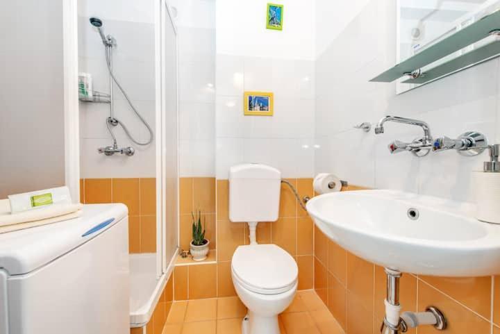 Cosy Studio Apartment Krakkó Kültér fotó